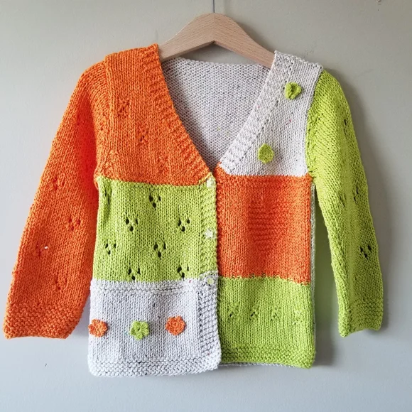 NEW Gorgeous Hand Knitted 2-3 Year Old Toddler Cardigan - Picture 1 of 4